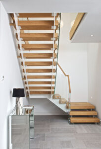 inboard string with glass