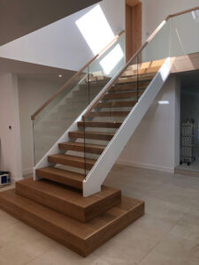 straight string with glass